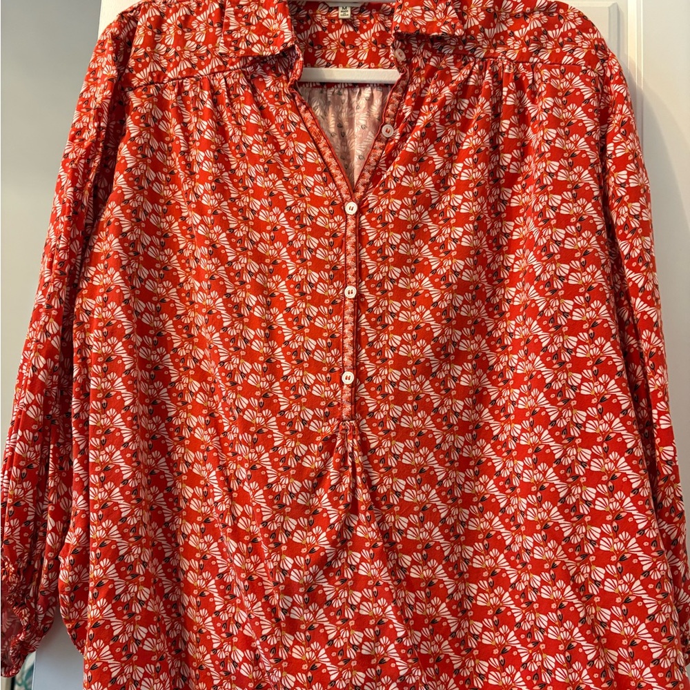 Max Studio Red and White Floral Blouse